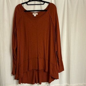 Super soft long sleeve rust colored top.